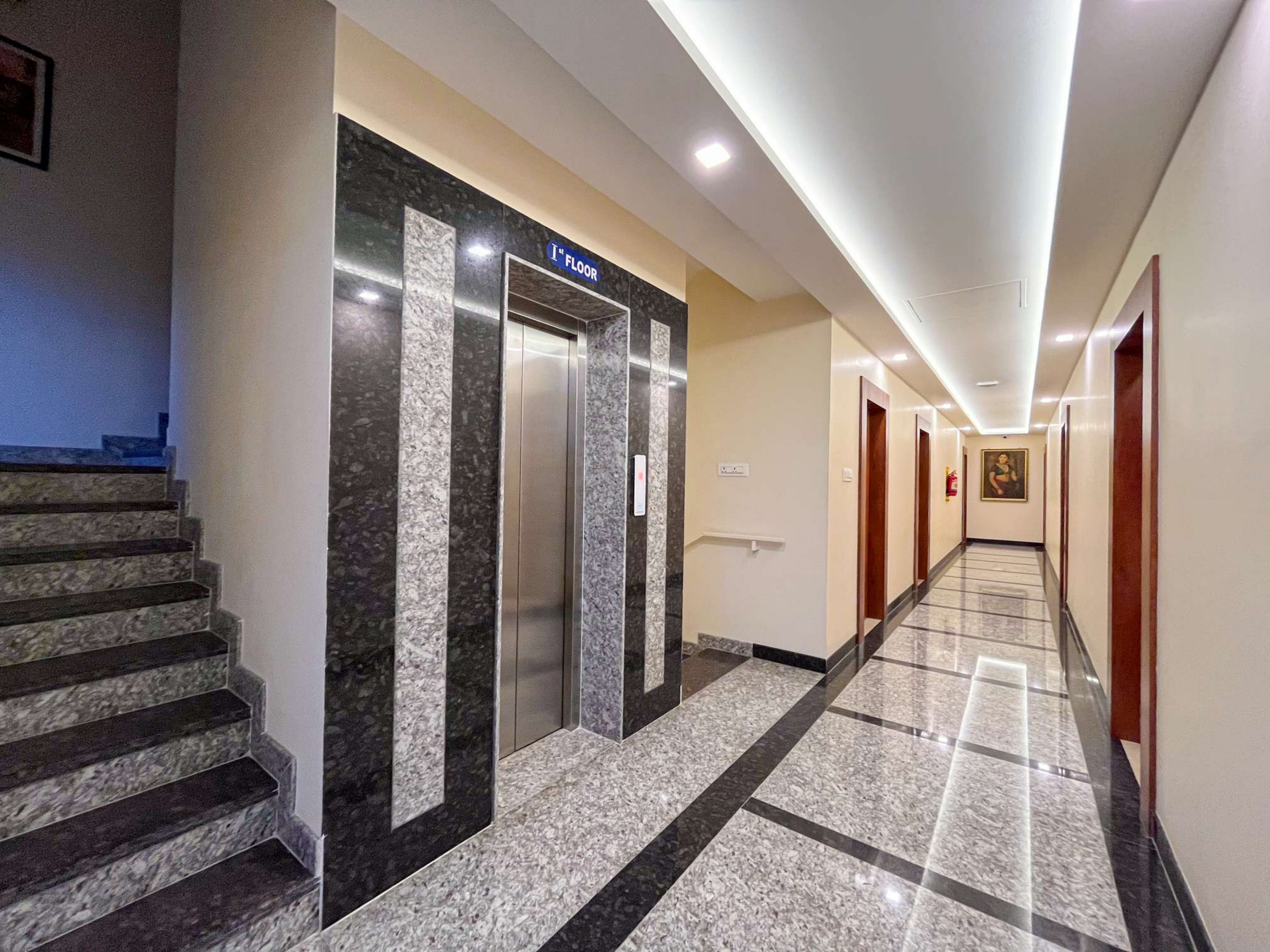 Park Regency Ambur
