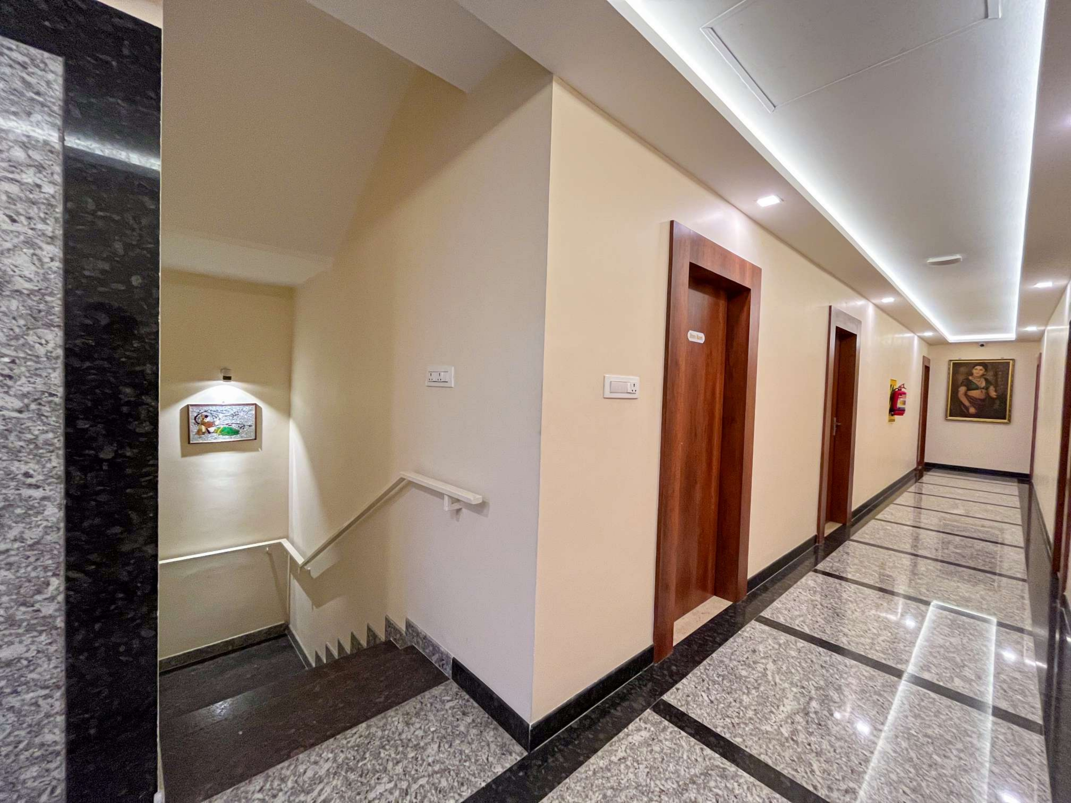 Park Regency Ambur